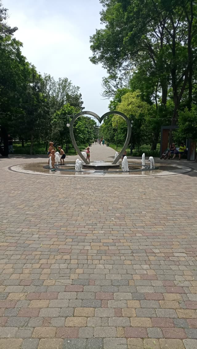 Фонтан Сердце влюбленных