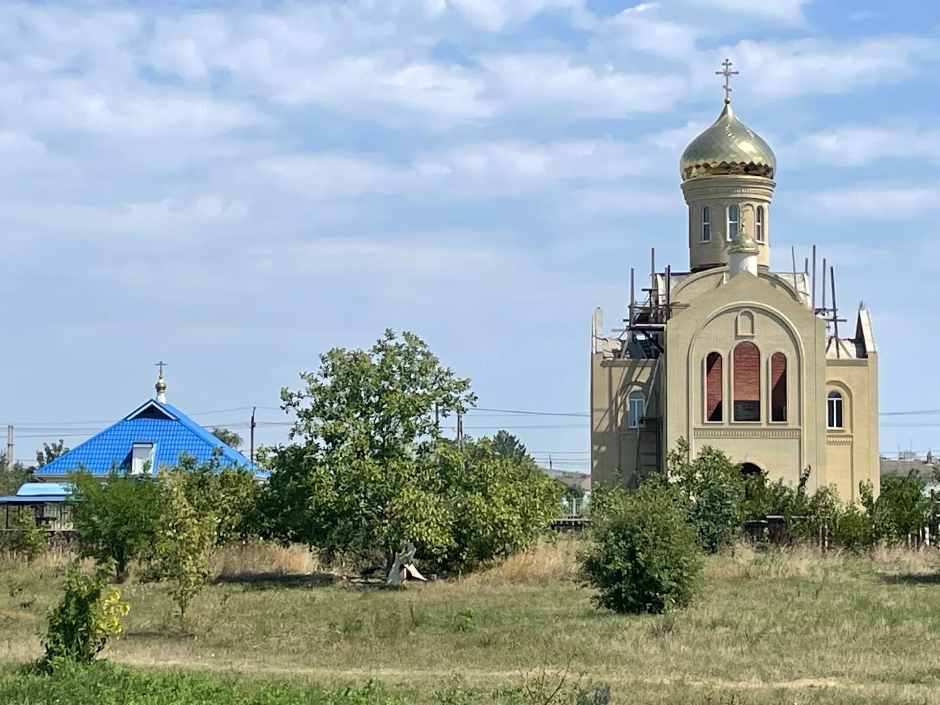 Церковь Трех Святителей