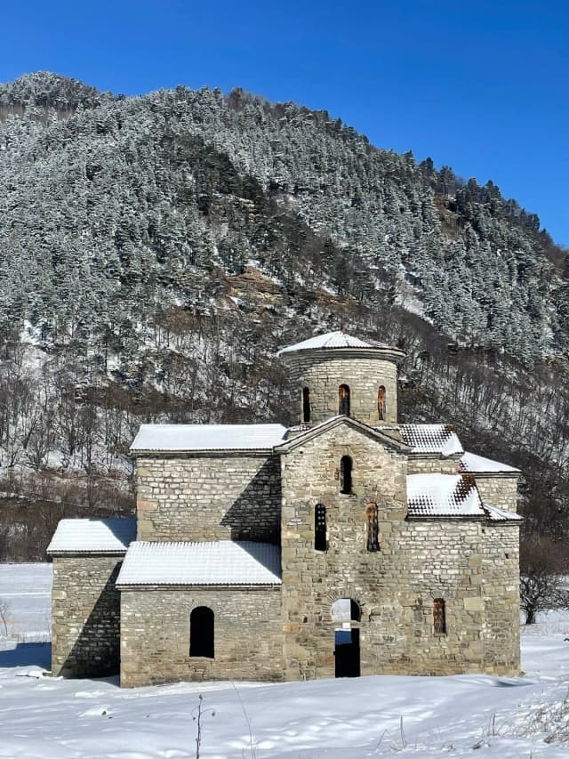 Средний Зеленчукский храм — панорама