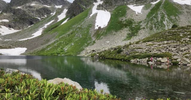 Озеро Семицветное — панорама