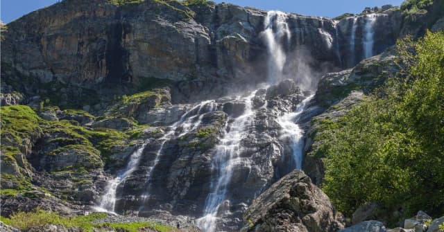 Софийские водопады — панорама