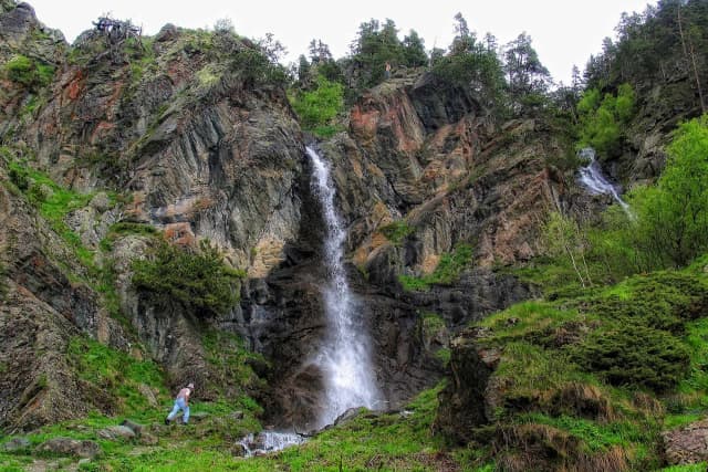 Баритовый водопад — Архыз, главное фото