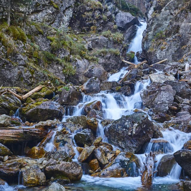 Белый водопад — окрестности