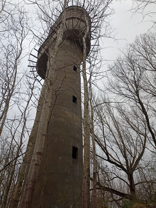 Дальномерная башня