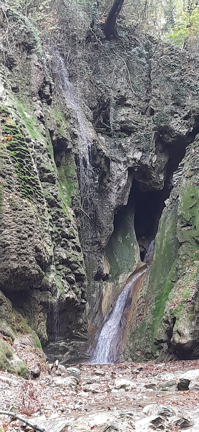 Водопад Грот