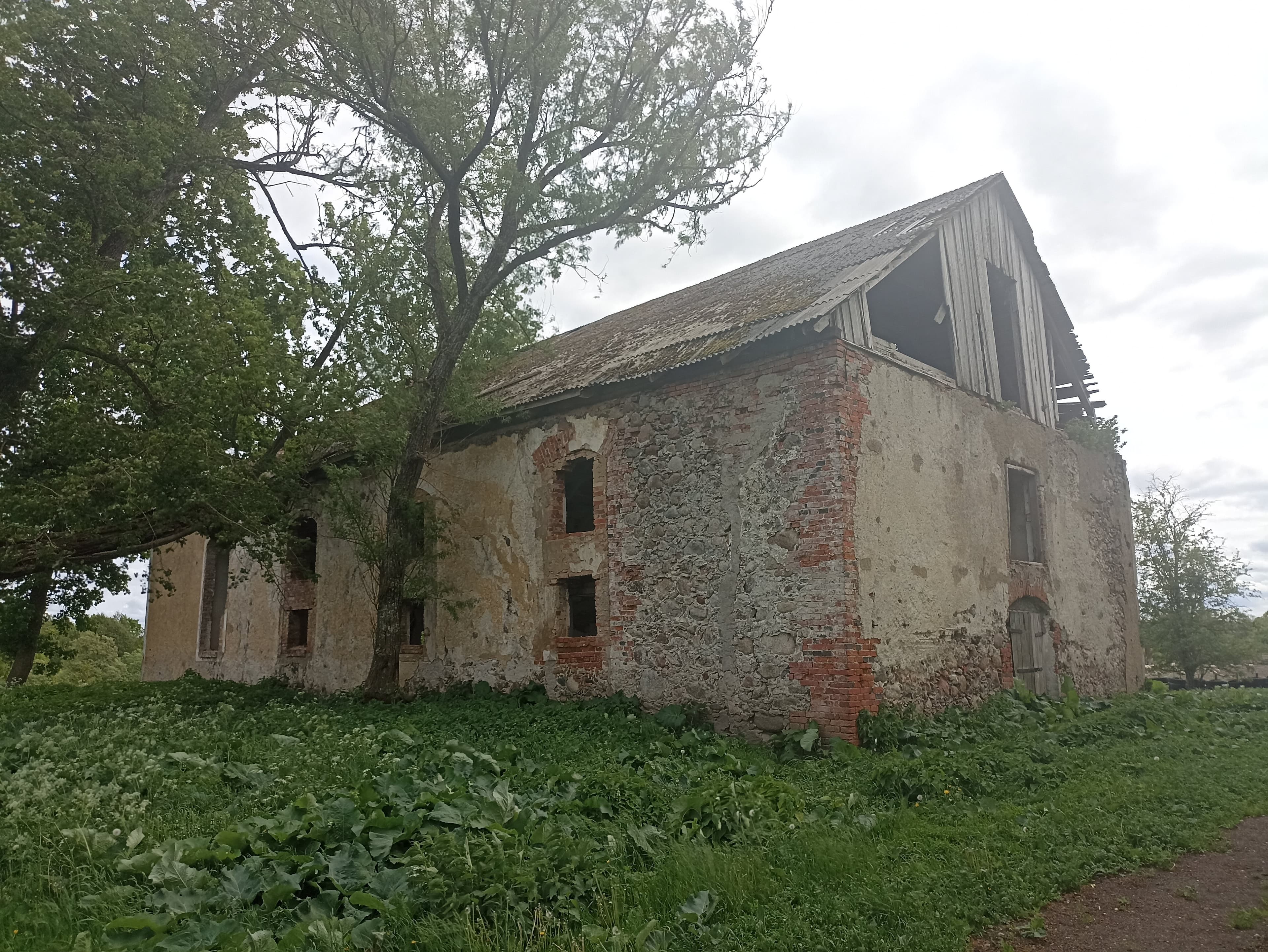 Кирха Йодлаукена