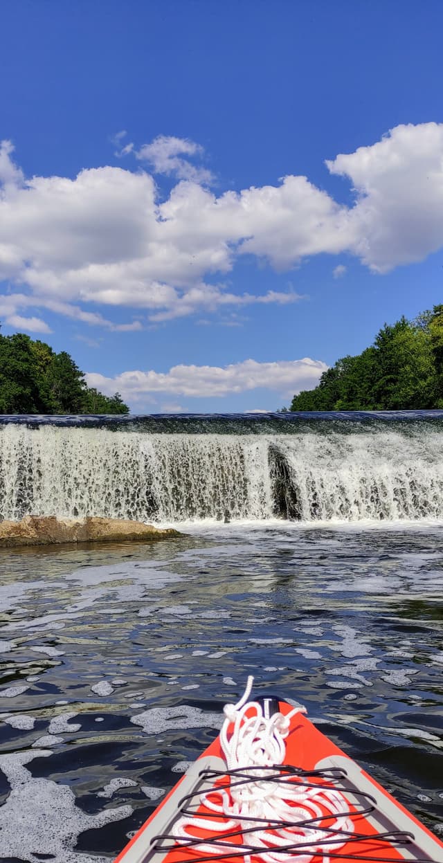 Немецкая плотина Водопад