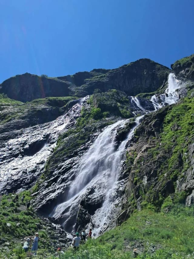 Суфруджинские водопады — фото изнутри