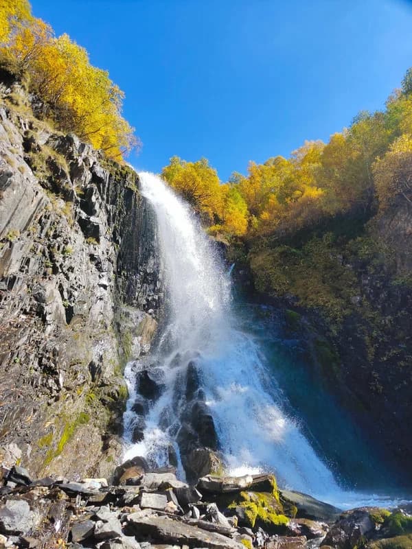 Чухчурские водопады — панорама