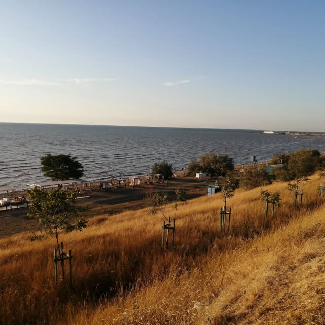Приморская набережная