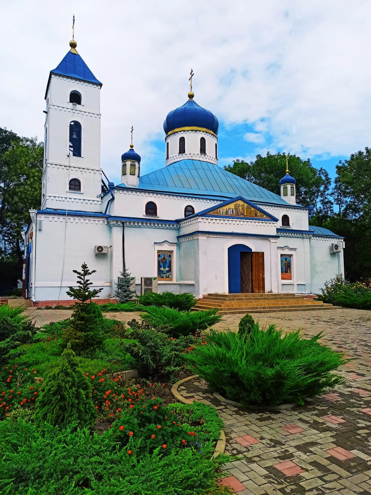 Собор Архангела Михаила