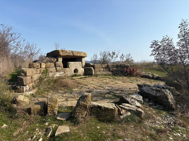 Лунный Дольмен