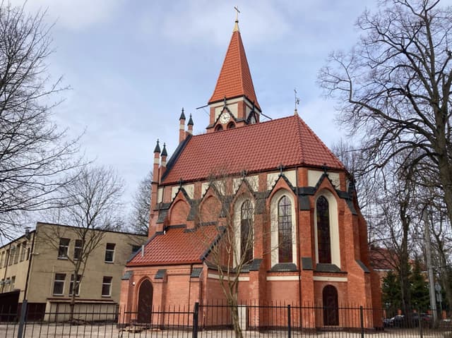 Адальберткирхе, церковь Святого Адальберта