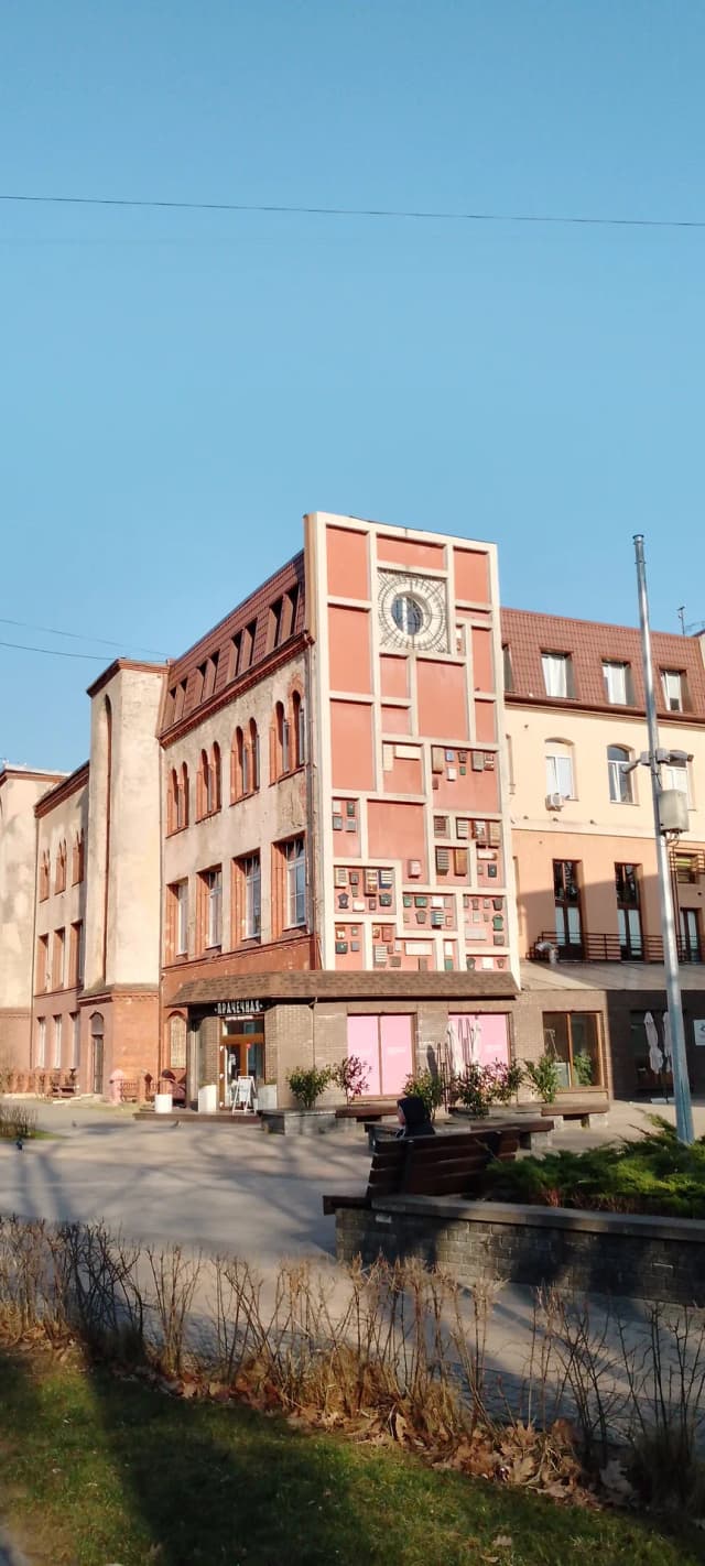 Палестра Альбертина