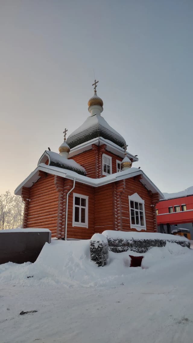 Храм праведного Лазаря
