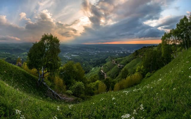 Гора Малое Седло — окрестности