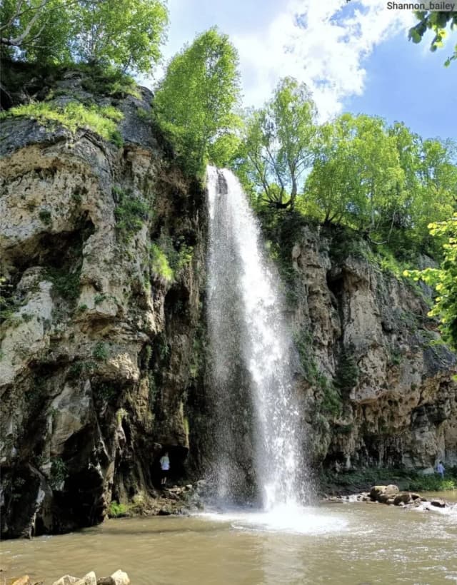 Медовые водопады — панорама