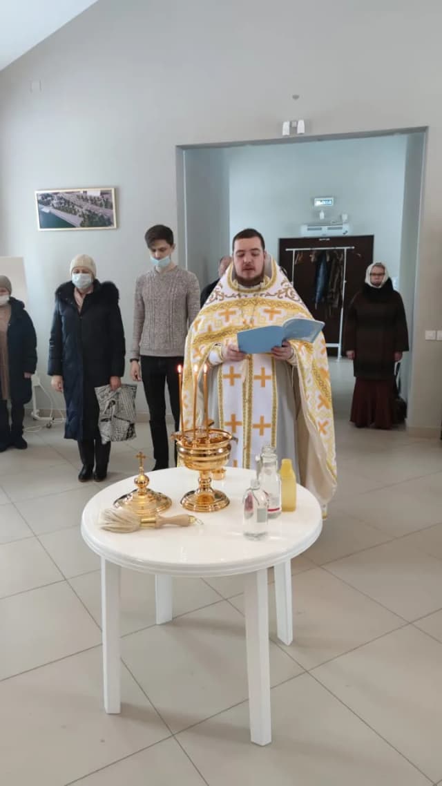 Храм Трех Святителей