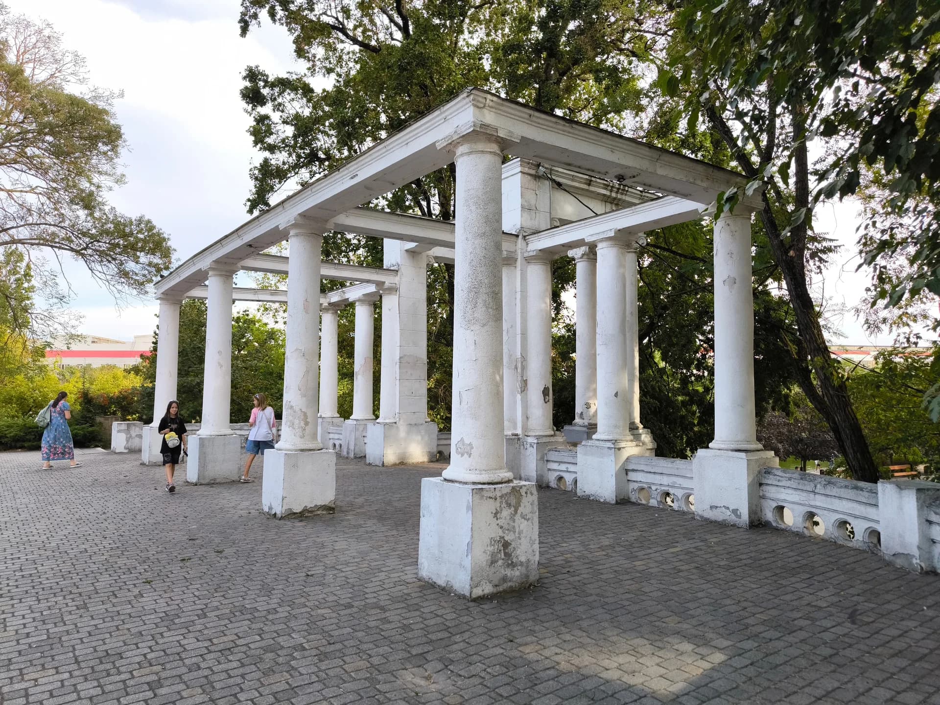 Колонны