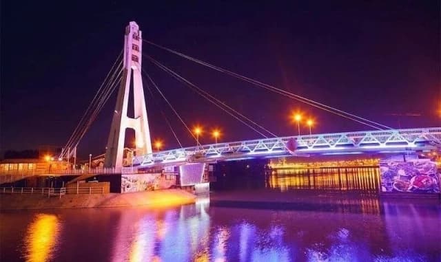 Мост поцелуев