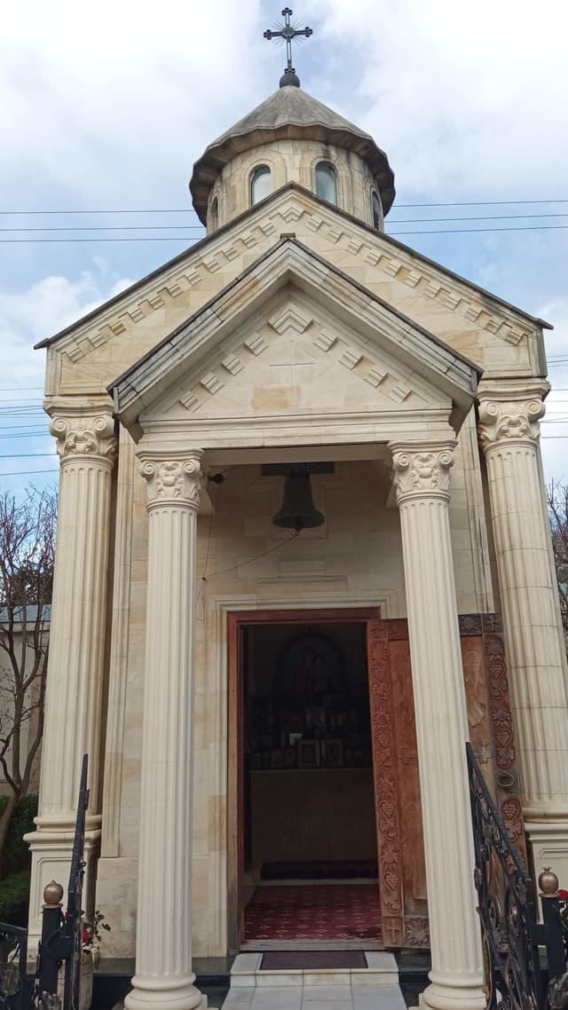 Армянская Апостольская церковь