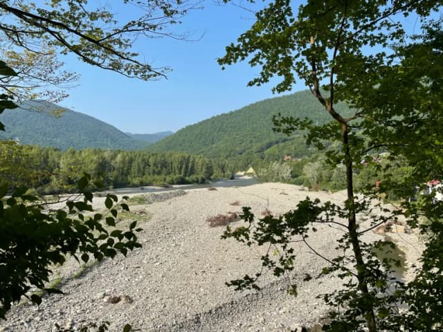 Каскад карстовых водопадов