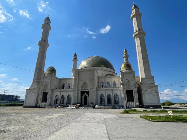 Соборная мечеть Сердце Кавказа