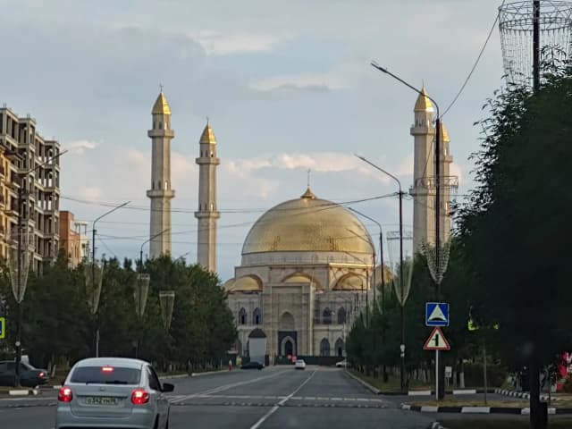 Соборная мечеть Сердце Кавказа