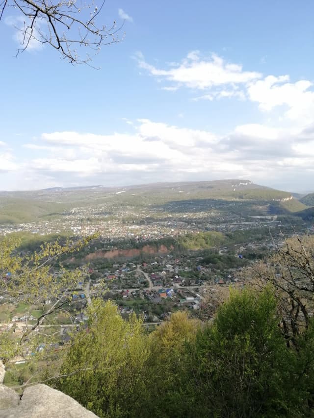 Скала Танковый люк