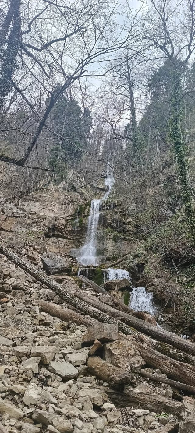 Водопад Лунный
