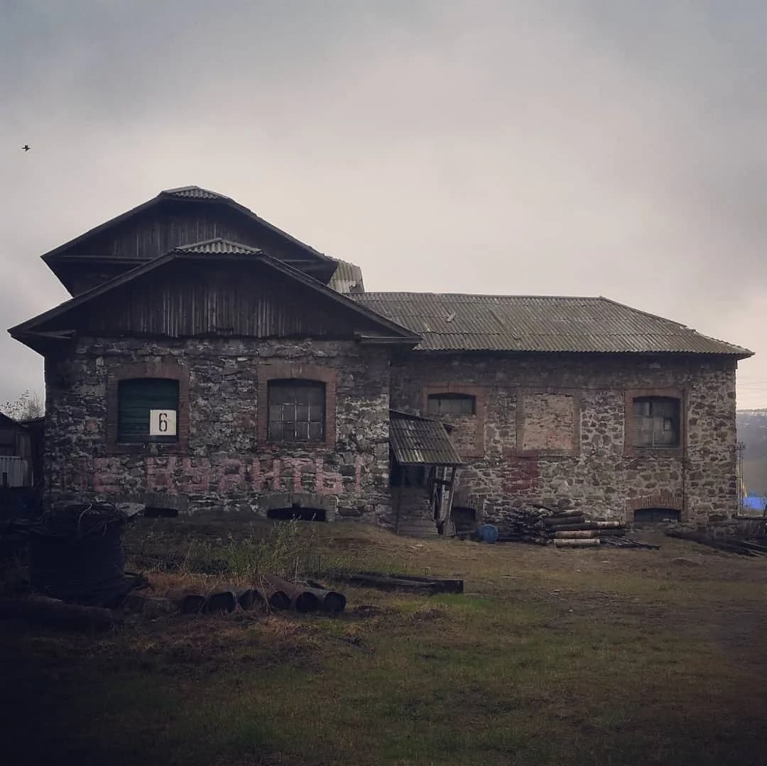 Первый каменный дом Мурманска