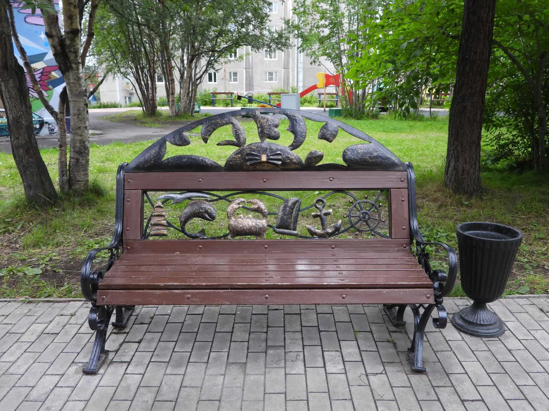 Скамейка КВН