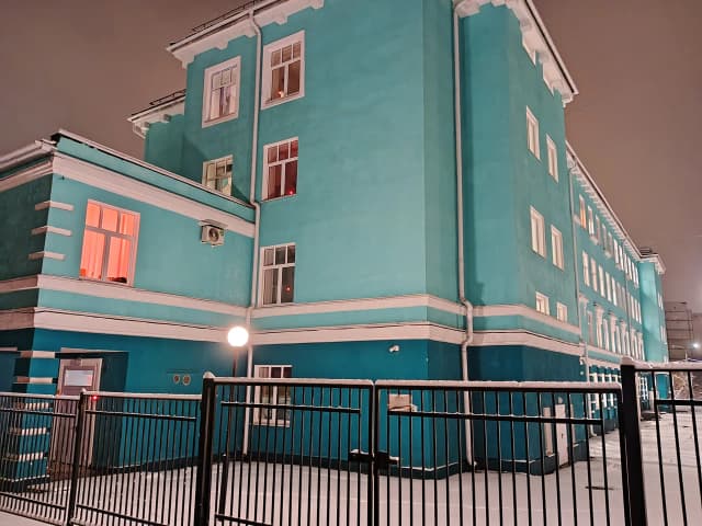 Здание бывшей школы №12