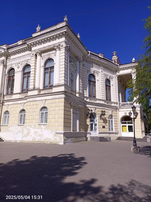 Здание Нахичеванского городского театра