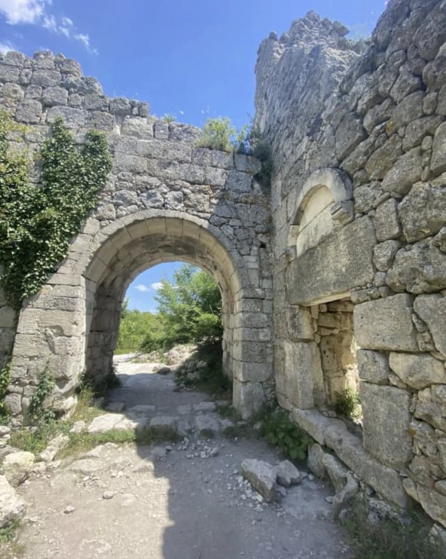 Мангуп-Кале — Севастополь, главное фото