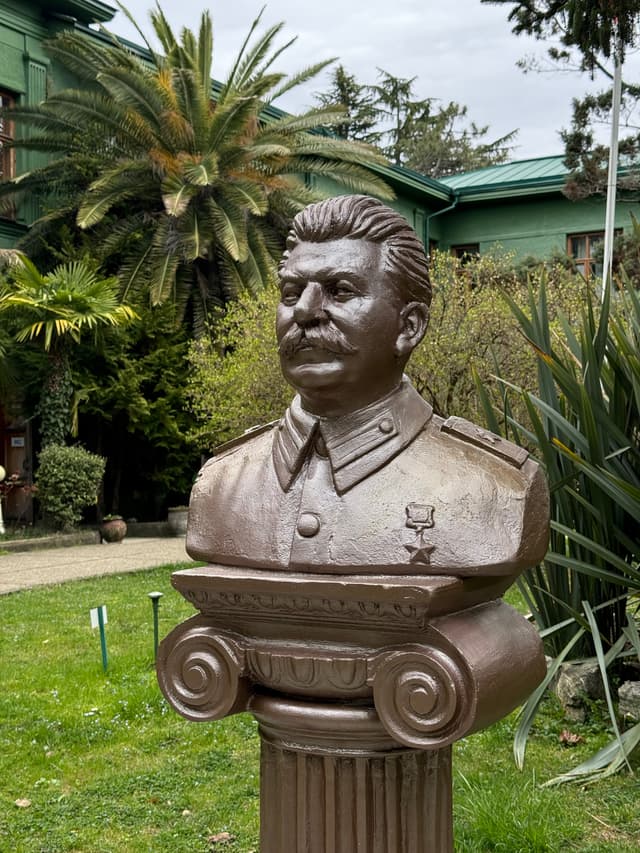 Дача И. В. Сталина