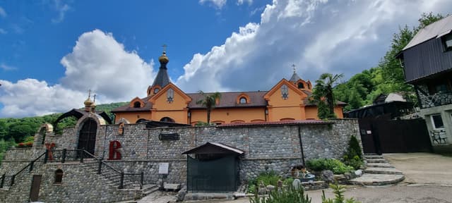 Святой источник великомученика Пантелеимона Целителя