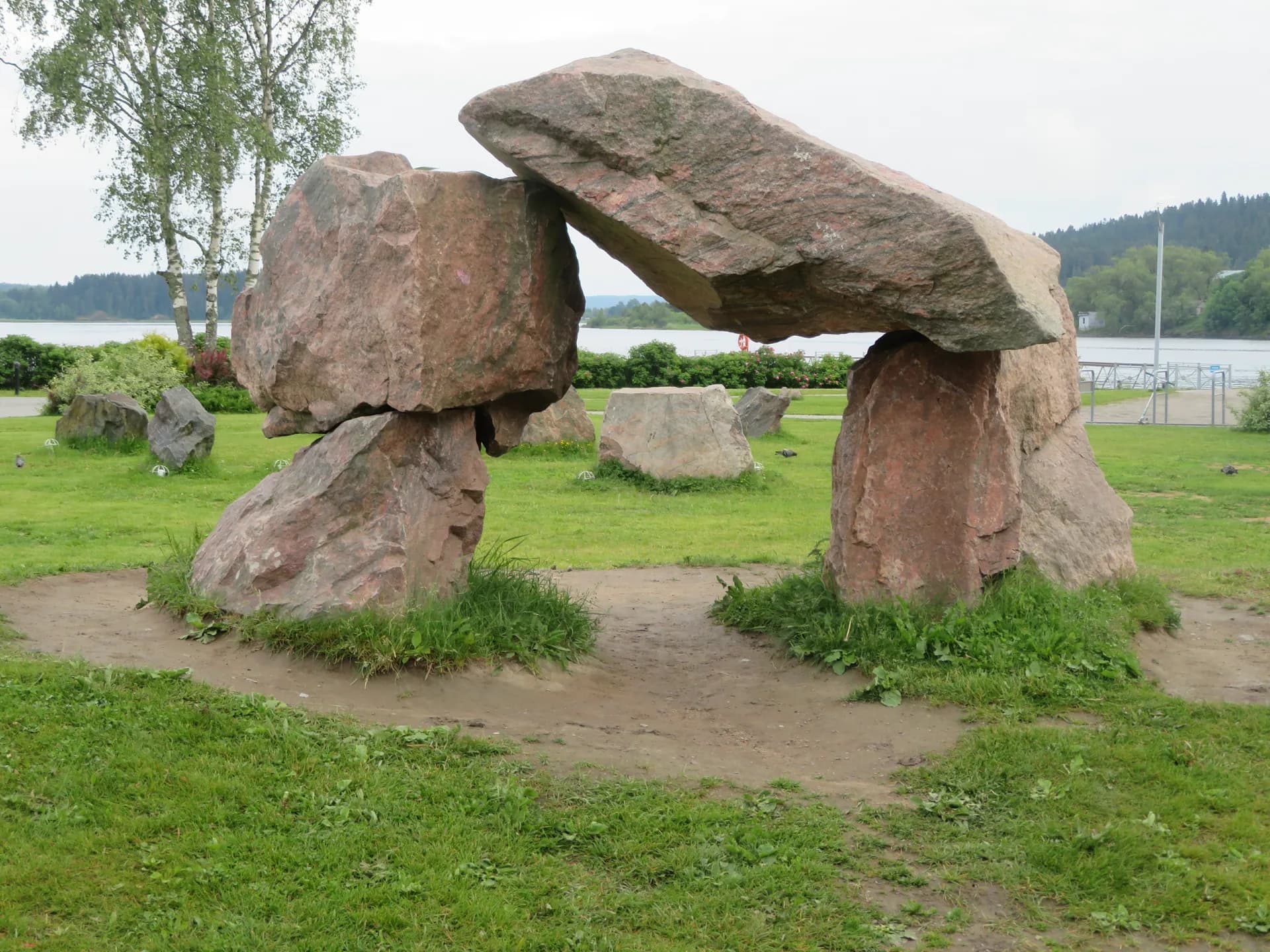 Каменная арка