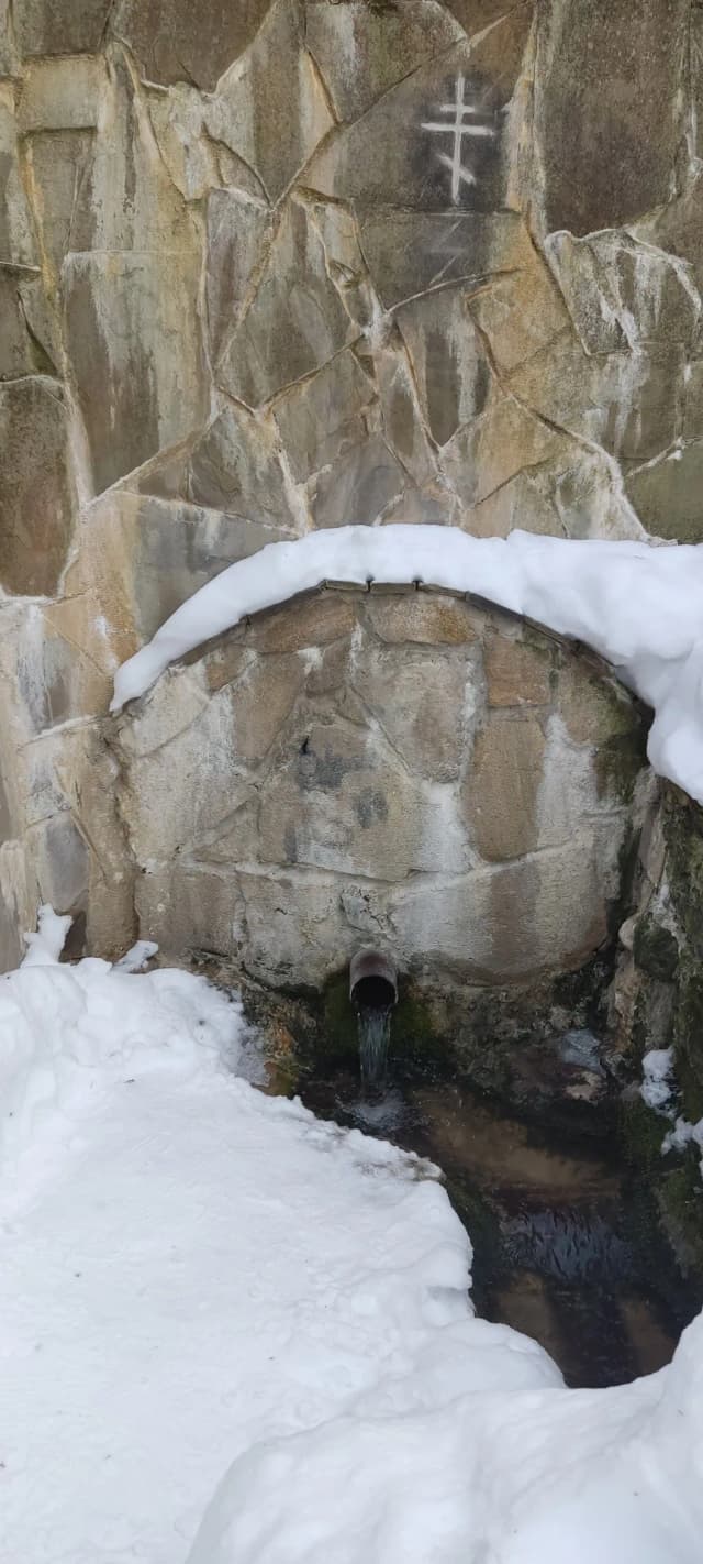 Мемориал Холодный родник