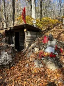 Дозорная землянка Феодосийского партизанского отряда