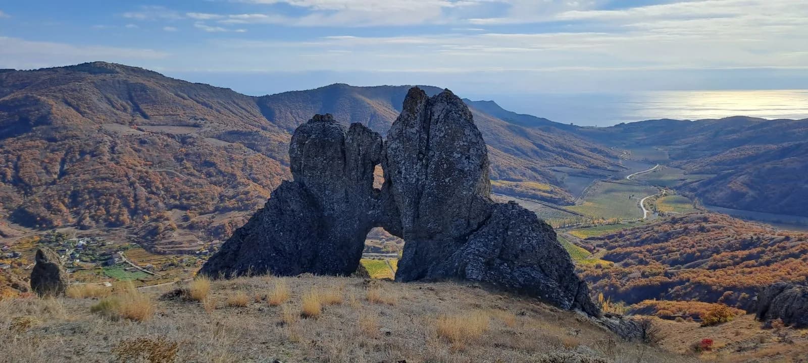 Скала-останец Эки-Ага-Кардаш