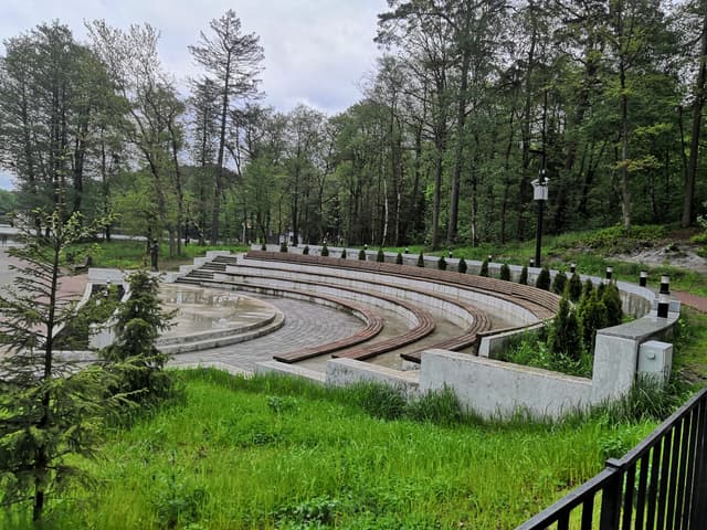 Амфитеатр