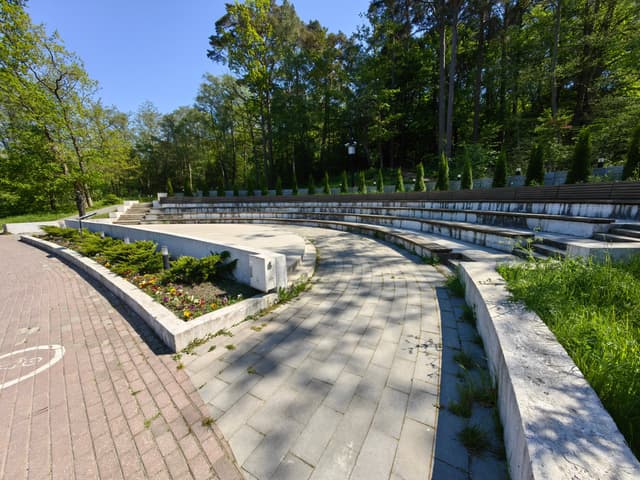 Амфитеатр