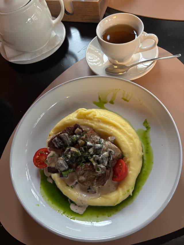 Курхаус Раушена