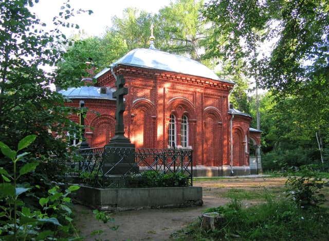 Фамильная часовня-склеп