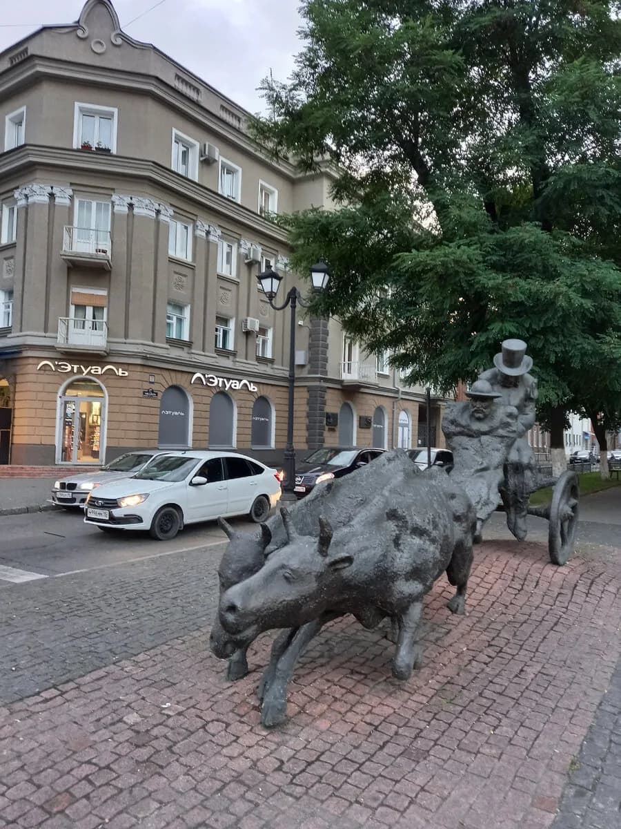 Памятник А. С. Пушкину на волах