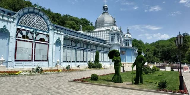 Пушкинская галерея в Железноводске — фото изнутри