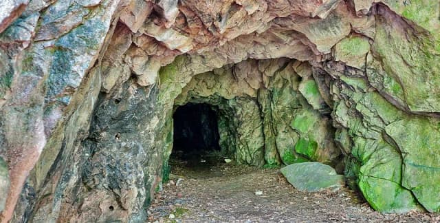 Грот вечной мерзлоты в Железноводске — Железноводск, главное фото