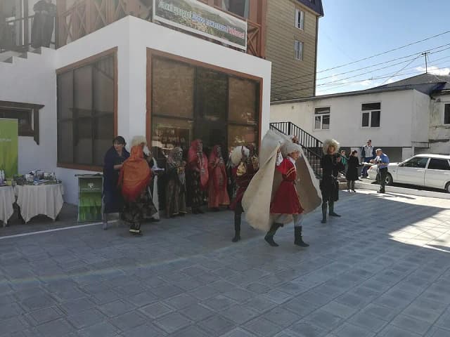 Гуниб — посёлок на плато