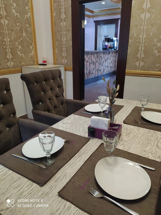 Lounge cafe Vinograd